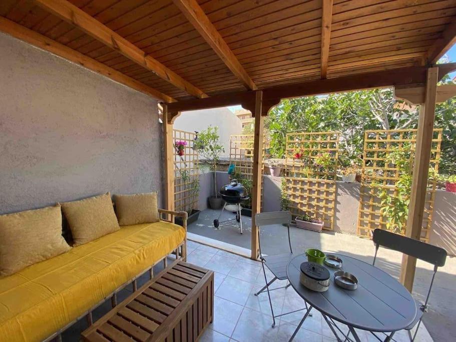 New! Flower Patio House 2 Bdr - Bbq - Wash Machine Lávrion Dış mekan fotoğraf